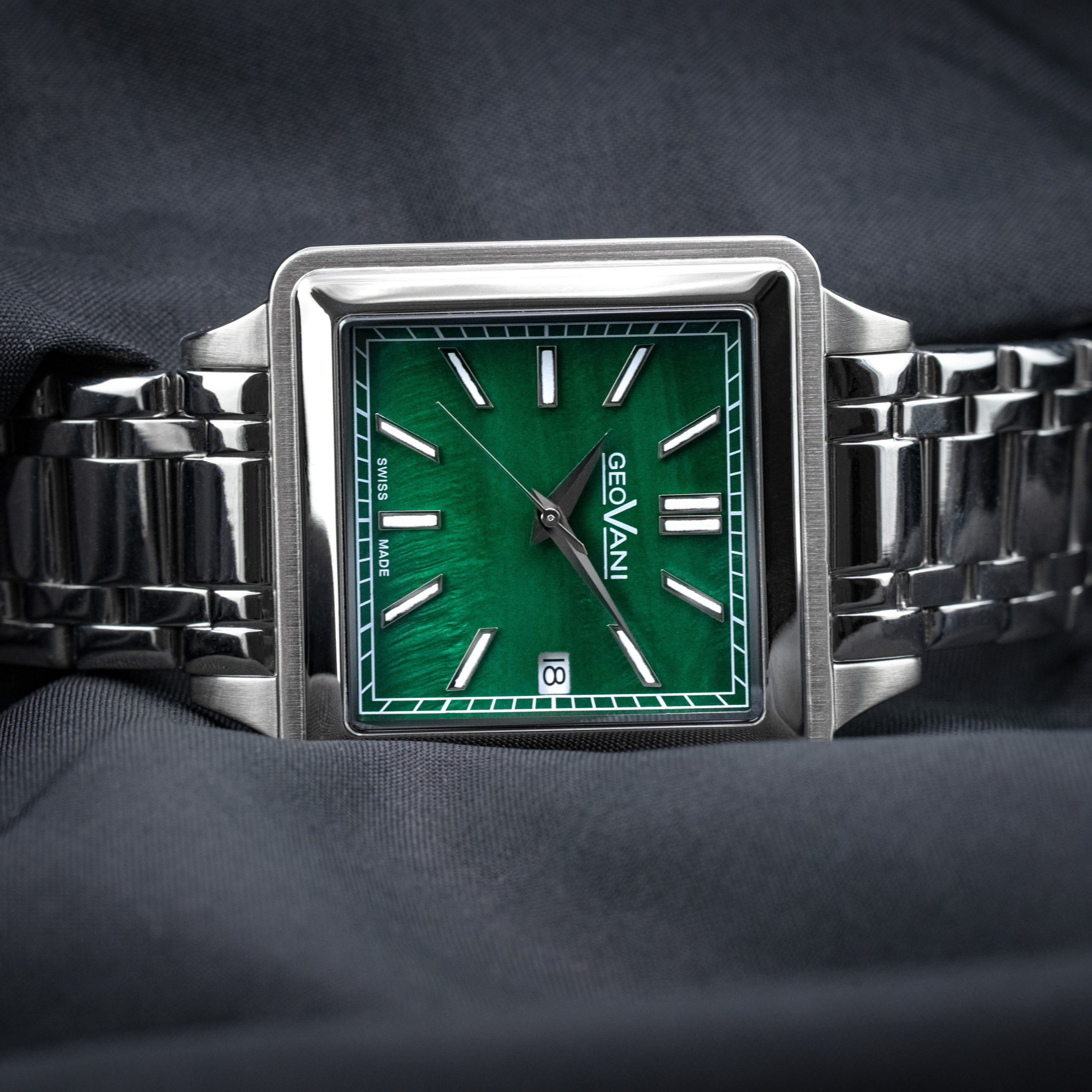 A7404807 Modifier scaled